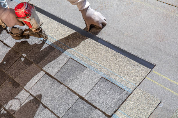 Best Emergency Roof Repair  in Reinholds, PA